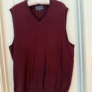 Club Room Men's V-Neck Maroon Sweater Vest